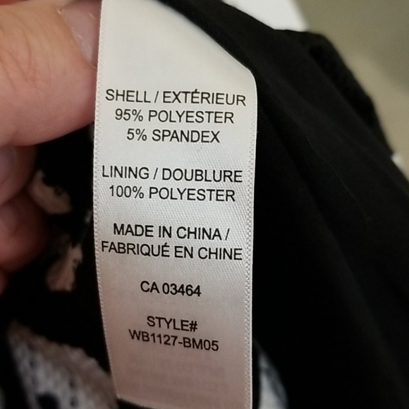 Black and white lined floral dress - Picture 5 of 6